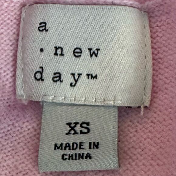 A New Day Heathered Pink Fine Gauge V-neck Sweater - Size Extra Small - Picture 7 of 7